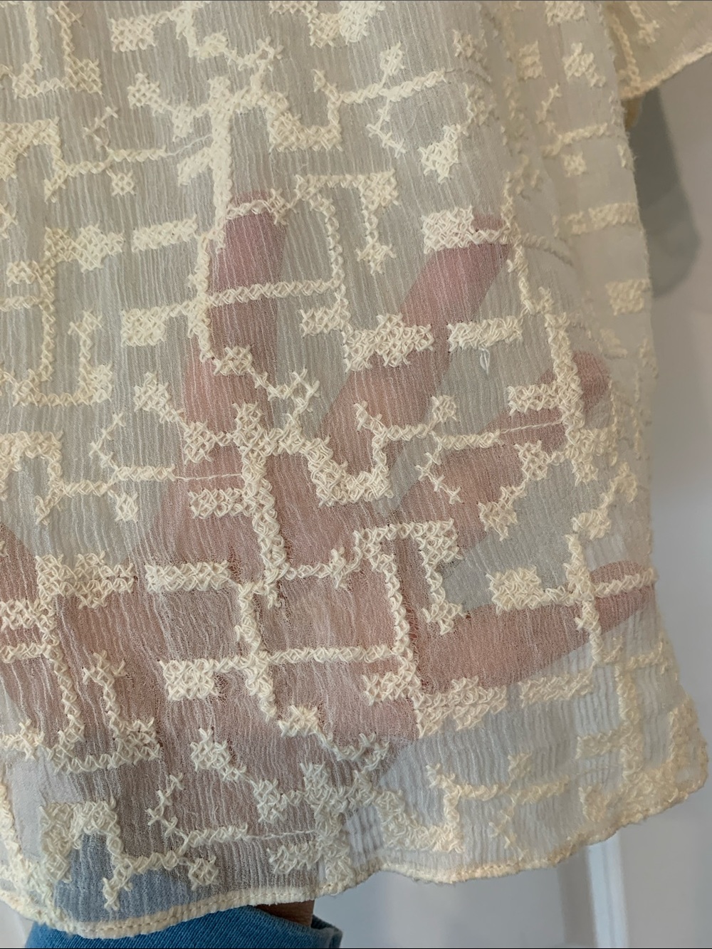Rebecca Taylor Cream Textured V-Neck Flowy silk blouse 4 - Picture 4 of 8